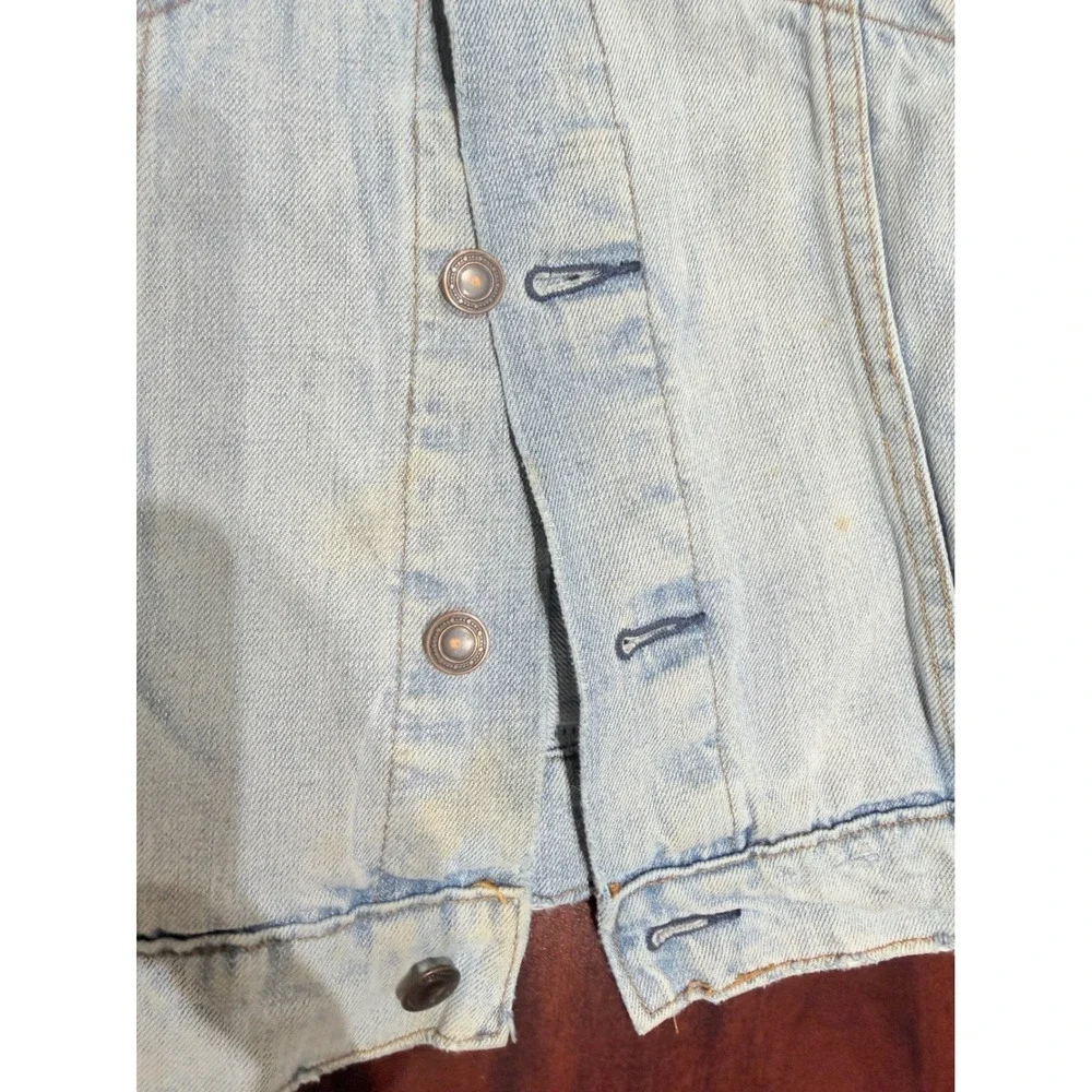 Free People Light Wash Denim Jacket Paisley Quilted Back Panel XS/S Boho Trucker - Picture 10 of 13